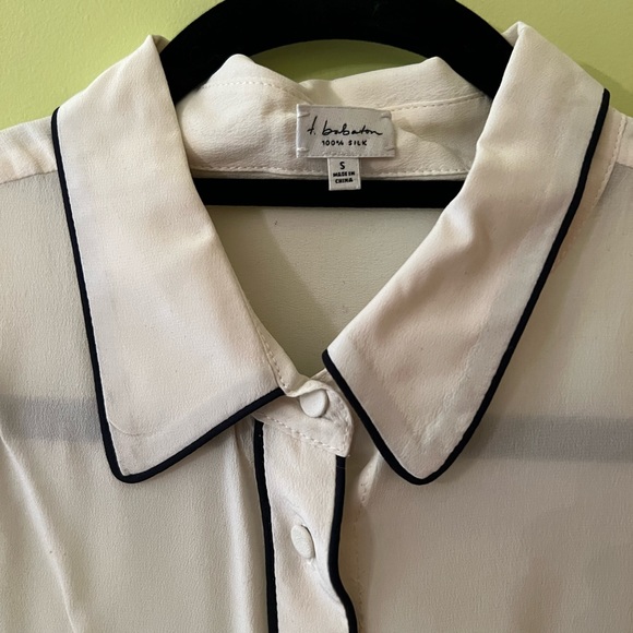 Aritizia Talula Babaton Collared Silk Shirt - Picture 2 of 5